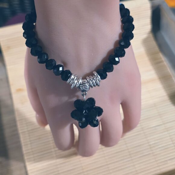 Artisan Jet Black Faceted Crystal Beads and Bauble Pendant Stretch Bracelet - Picture 4 of 4